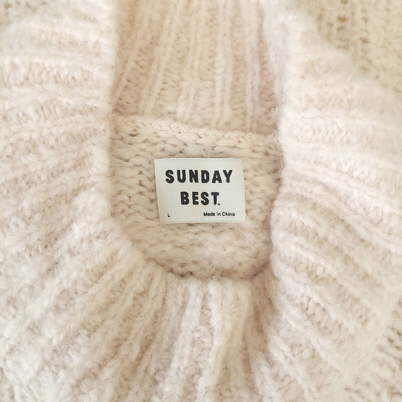 NWOT Aritzia Sunday Best Melly Cable Knit Sweater - Picture 6 of 17